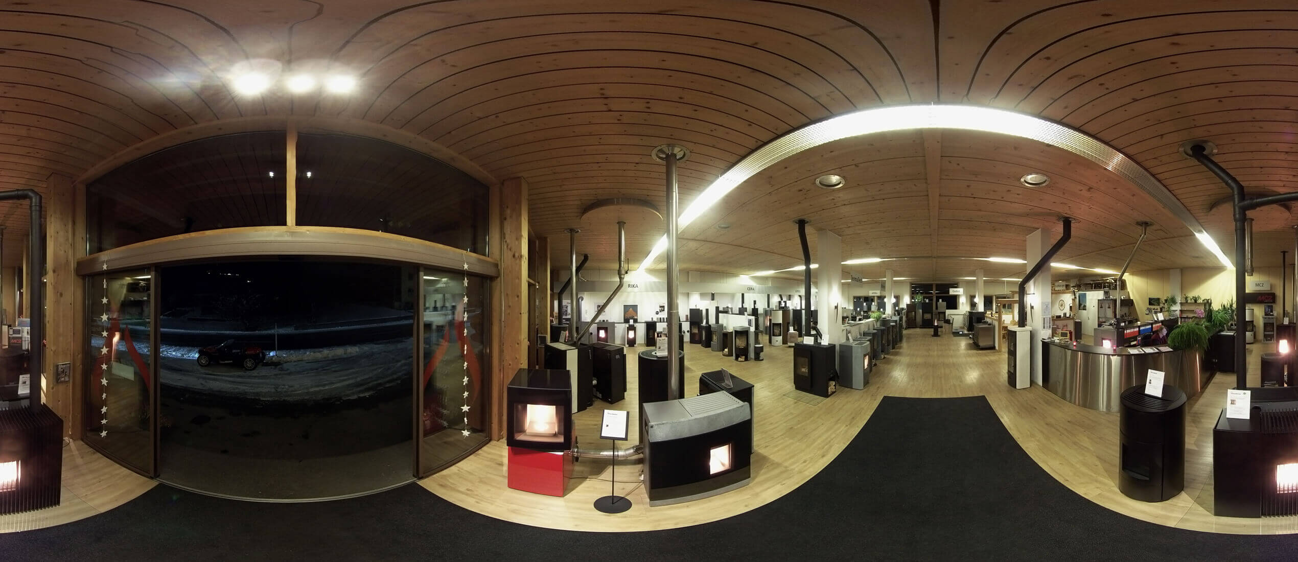 Ofen Welten Küblis (Graubünden) grösste Ausstellung in Graubünden. Treten Sie ein in das grösste Ofencenter in Küblis (Graubünden).