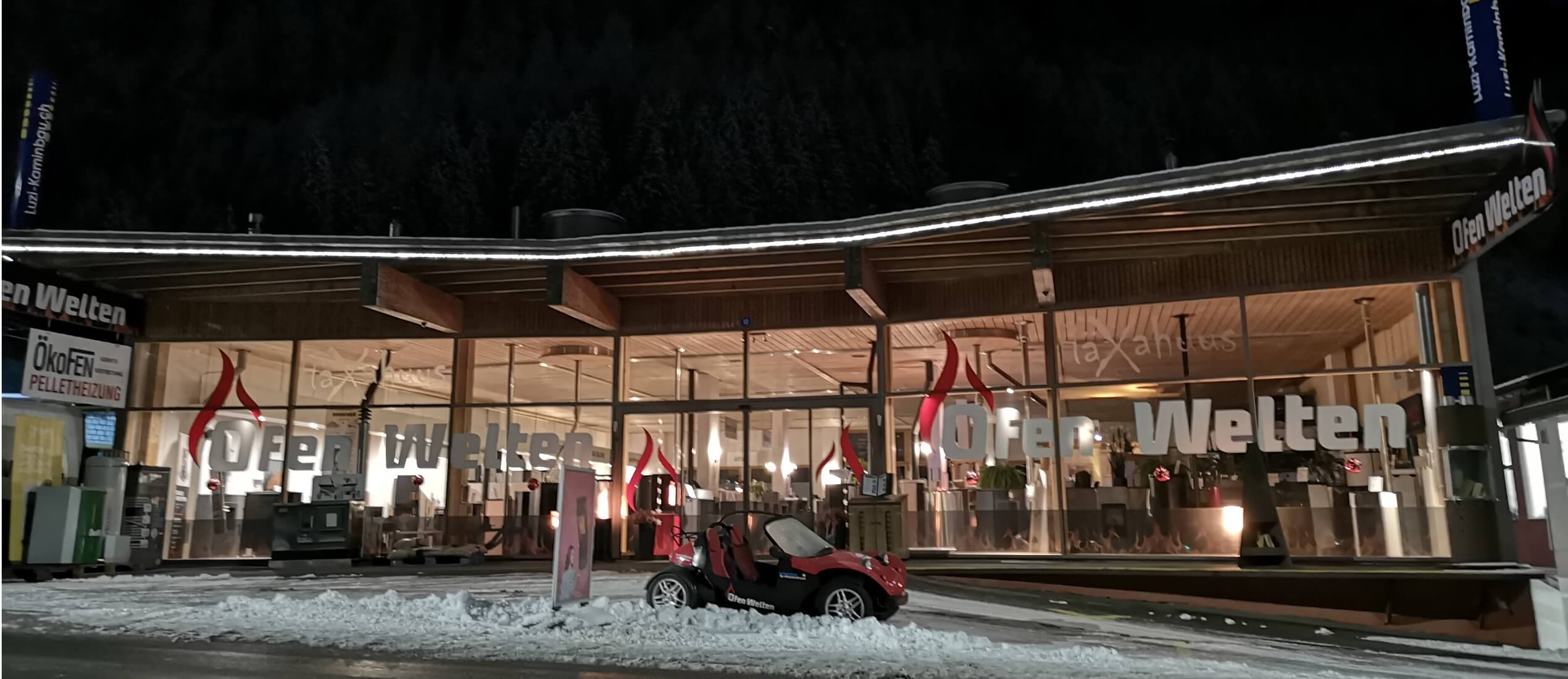 Über 100 Ausstellungsexponate finden sie in den Ofen Welten Küblis (Graubünden) Holz-, und Speicheröfen, Kaminöfen von klein bis gross, Pelletöfen, Holz- und Pelletherde, Zentralheizungsöfen Holz oder Pellet.